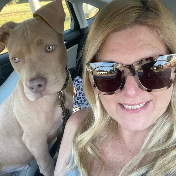 Meet your Posher, Angela - Picture 3 of 7